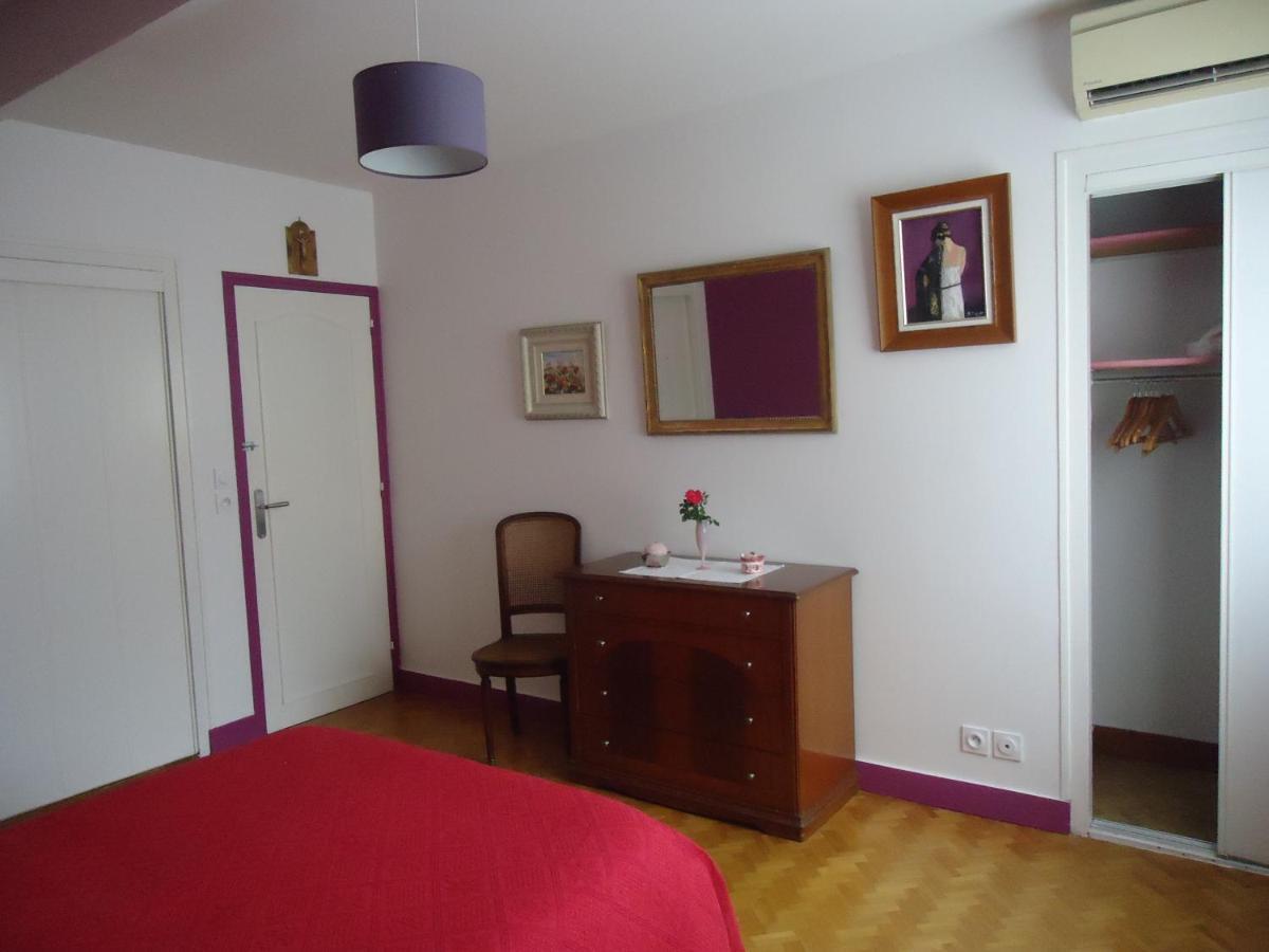 A La Cerisaie Bed & Breakfast Carignan-de-Bordeaux Exterior photo